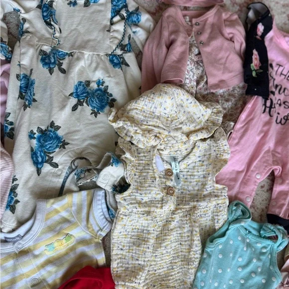 Baby girl 3-6 month bundle - Picture 2 of 10